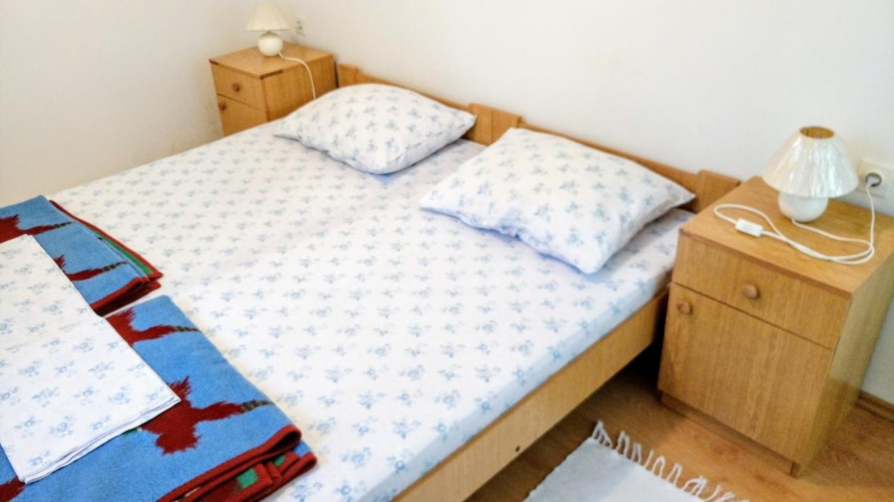 Apartments Tatjana Martinšćica Εξωτερικό φωτογραφία